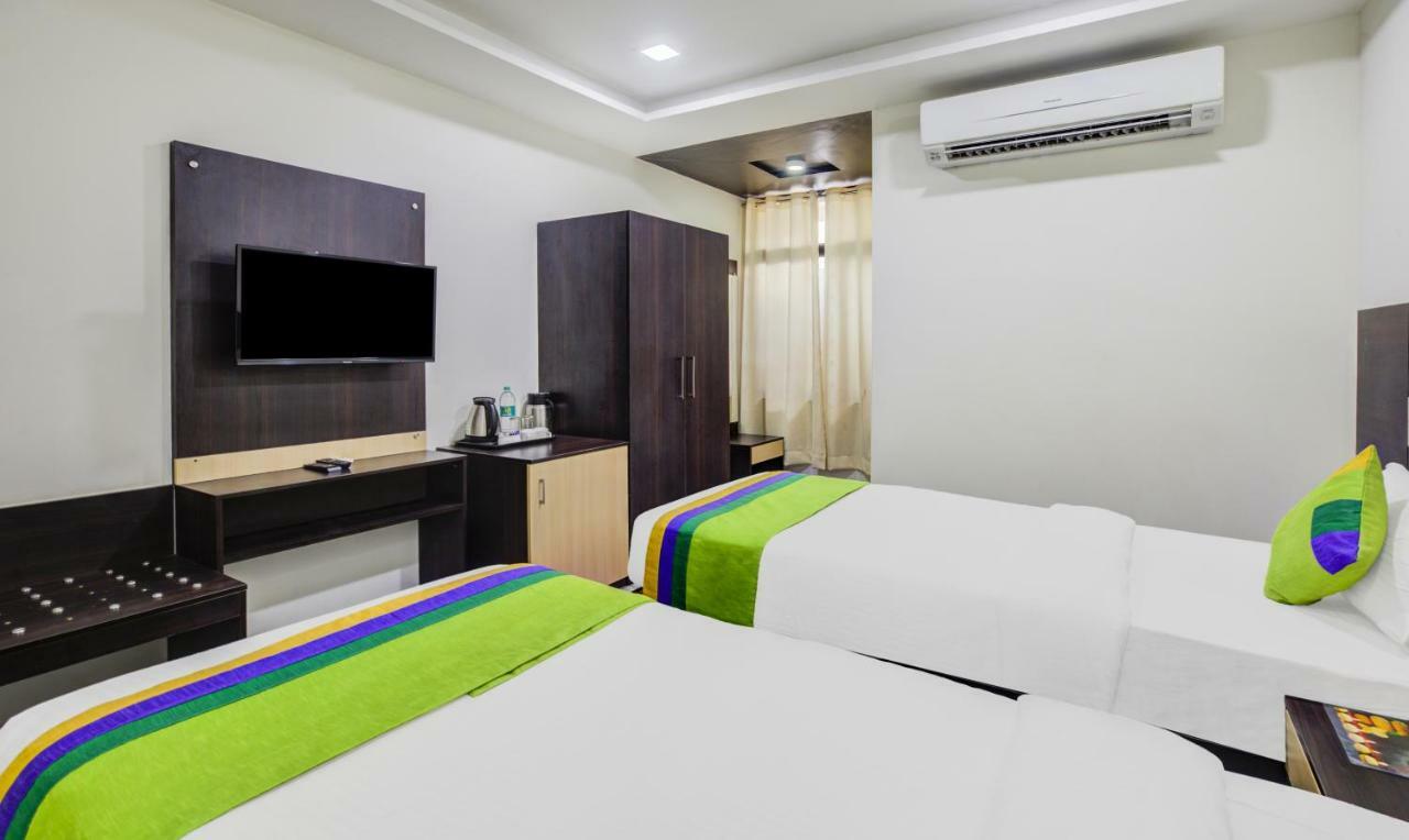 Royal Dezire Hotel 3*