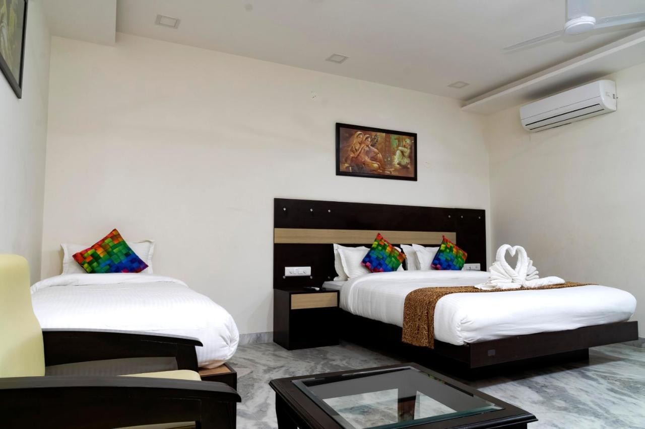 Royal Dezire Hotel 3*